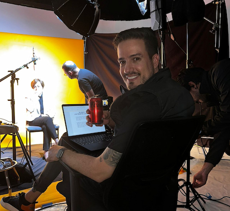 Miembro del equipo la7em detrás de cámaras